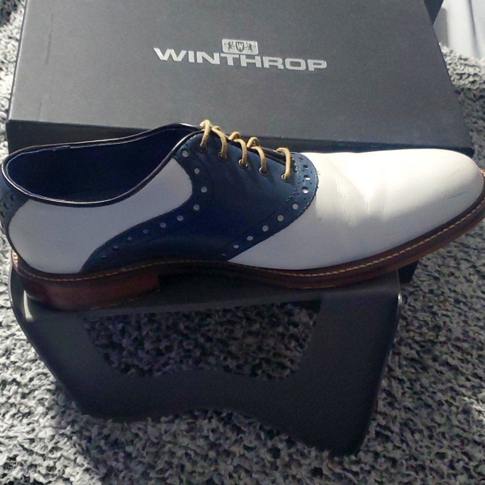 Mens shoes